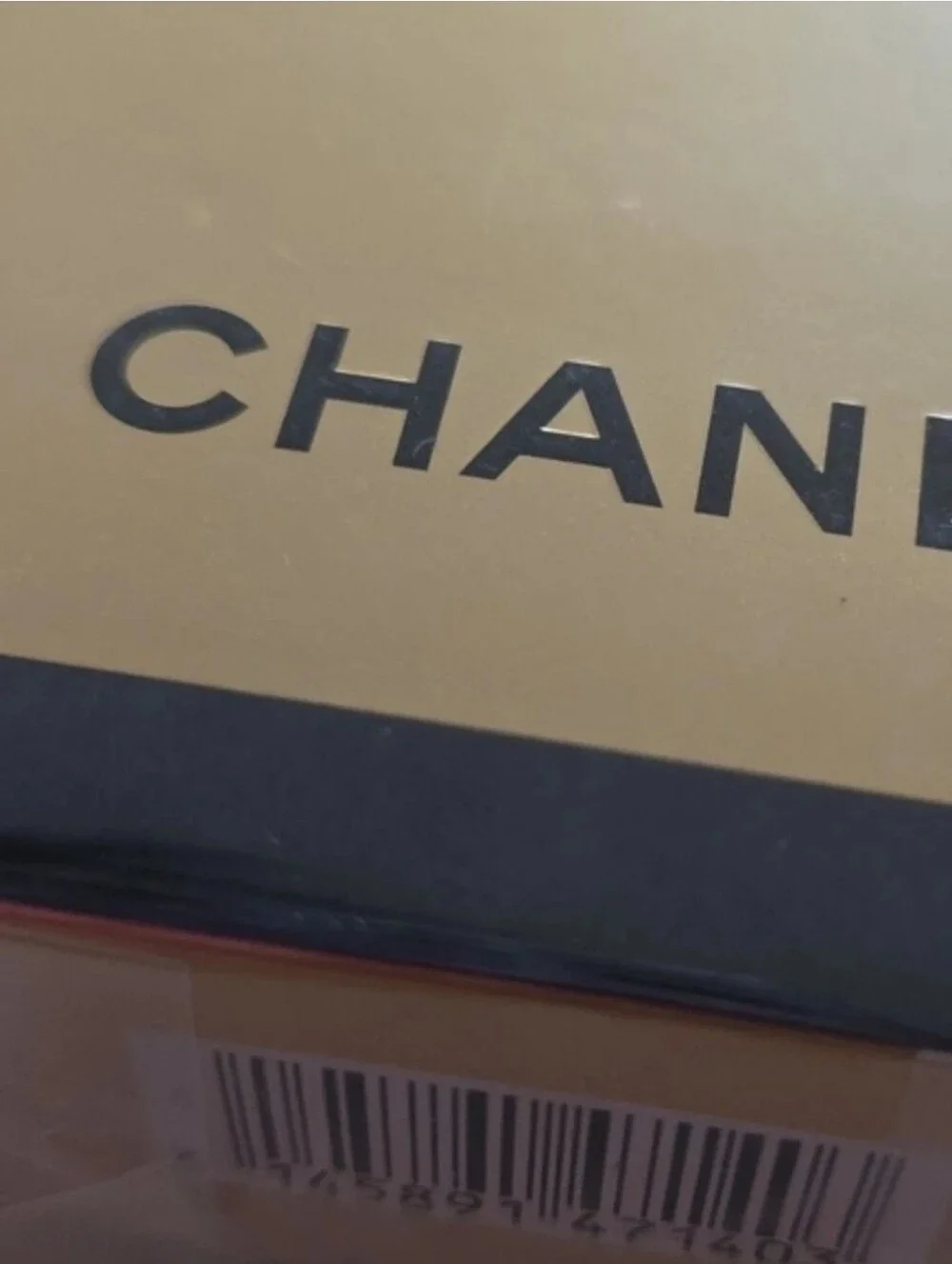 NEW ~ CHANEL SUBLIMAGE L' ESSENCE DE TEINT Serum Foundation ~ B20 - SEALED
